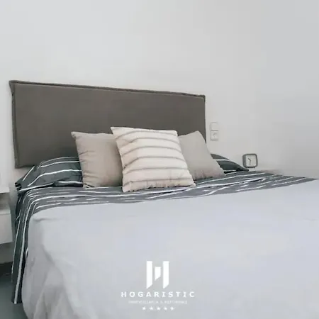 Hogaristic - Seaview 3 - 8pax
