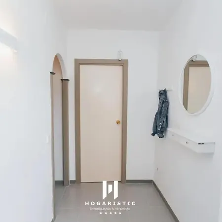 Hogaristic - Seaview 3 - 8pax