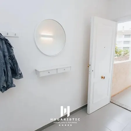 Hogaristic - Seaview 3 - 8pax Apartment